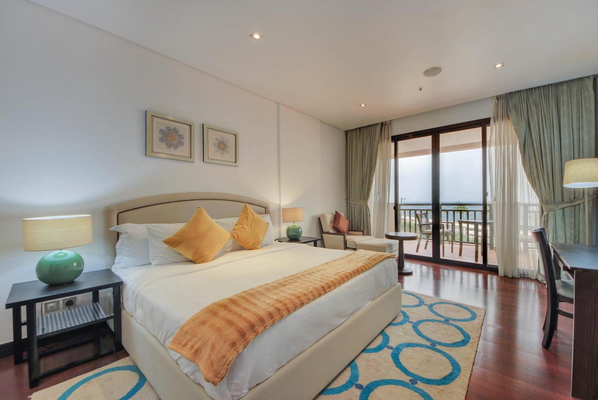 Luxe Getaways Royal Amwaj Palm Jumeirah Resort Apartment Holiday Home Дубай Стая снимка