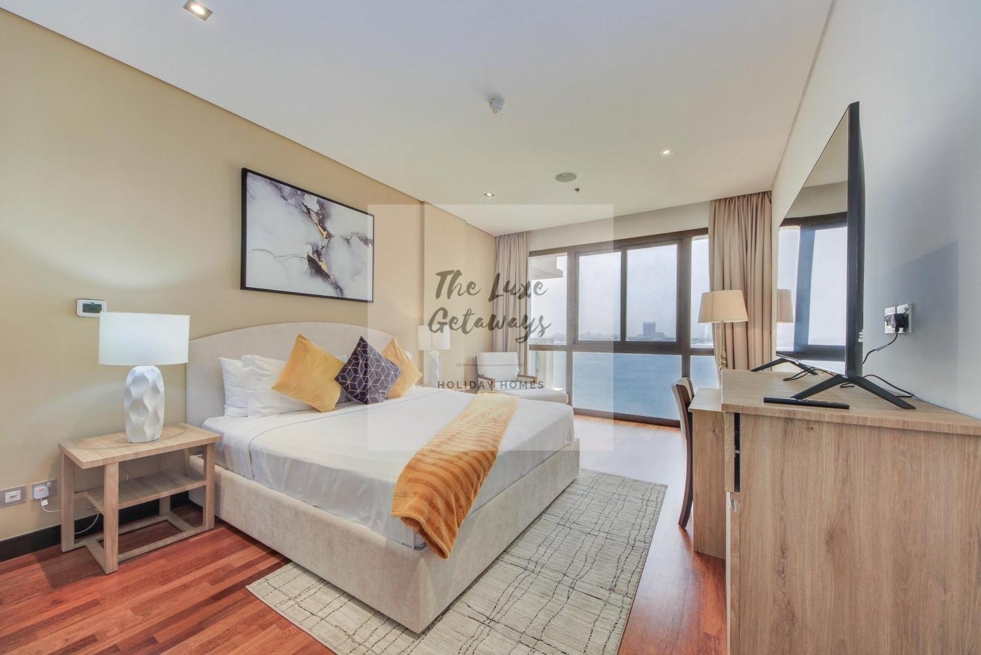 Luxe Getaways Royal Amwaj Palm Jumeirah Resort Apartment Holiday Home Дубай Екстериор снимка