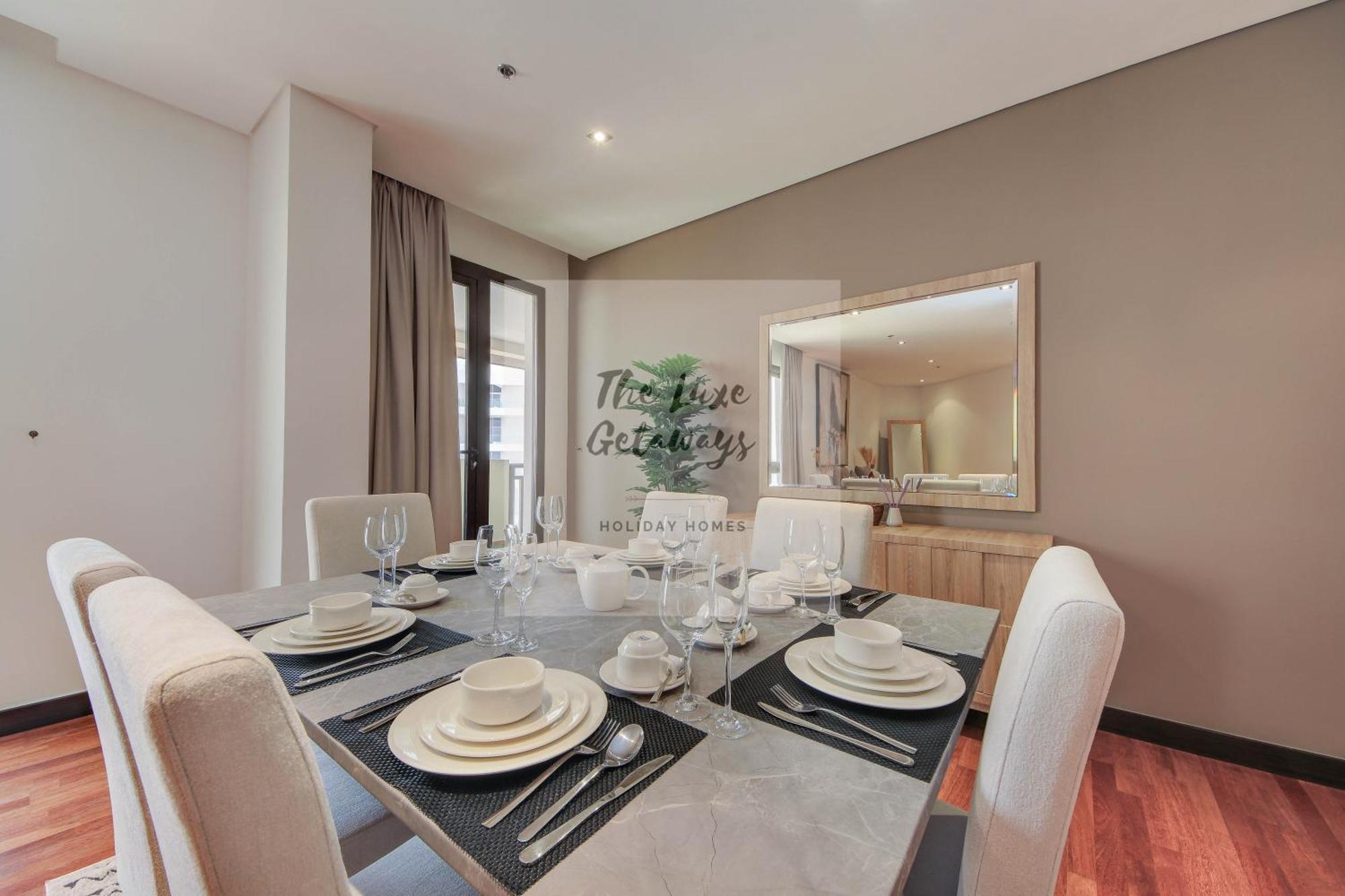 Luxe Getaways Royal Amwaj Palm Jumeirah Resort Apartment Holiday Home Дубай Екстериор снимка